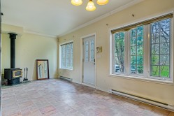 Salon - 