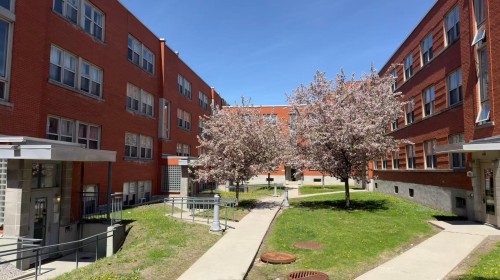 1-3985 Boul. Cavendish  Montréal (Côte-Des-Neiges/Notre-Dame-De-Grâce), QC H4B 2N4