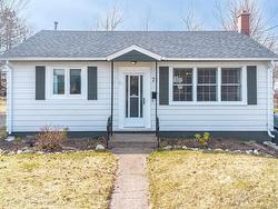71 Colby Street  Sydney, NS B1P 3P9