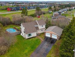 52 Thorndale Drive  Charlottetown, PE C1E 1T2