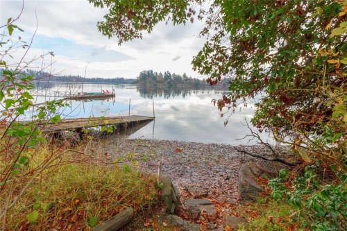 14 Kingham Pl, View Royal, BC 