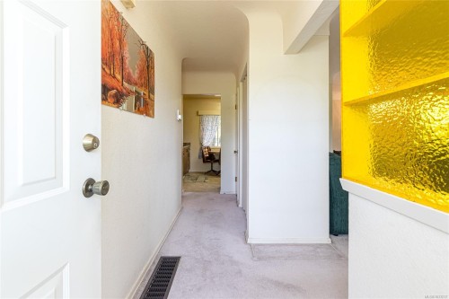 14 Kingham Pl, View Royal, BC 