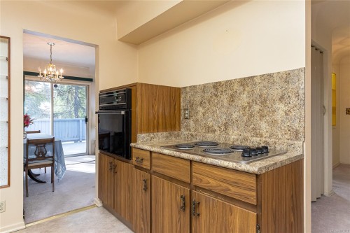 14 Kingham Pl, View Royal, BC 