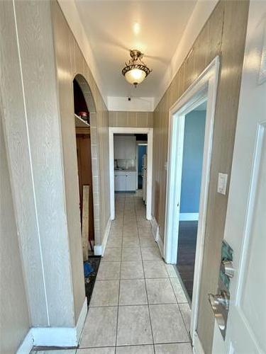 431 College Ave, Winnipeg, MB 