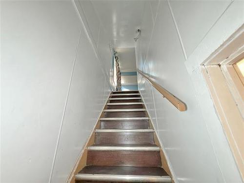 431 College Ave, Winnipeg, MB 