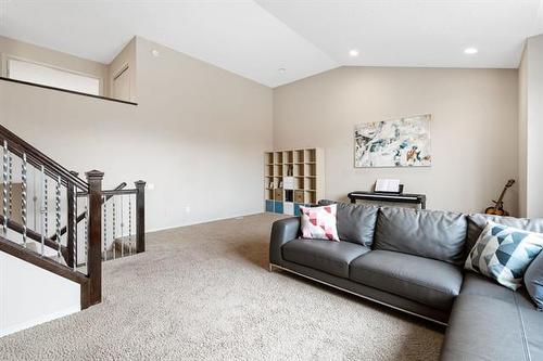 299 Oak Lawn Rd, Winnipeg, MB 