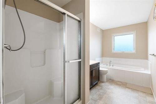 299 Oak Lawn Rd, Winnipeg, MB 