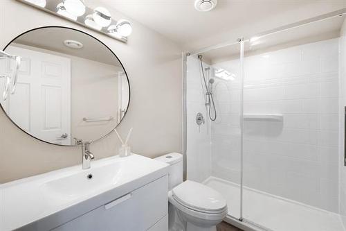 299 Oak Lawn Rd, Winnipeg, MB 