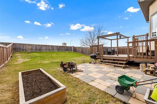299 Oak Lawn Rd, Winnipeg, MB 