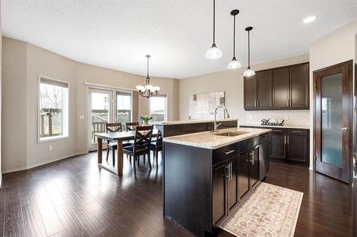 299 Oak Lawn Rd, Winnipeg, MB 