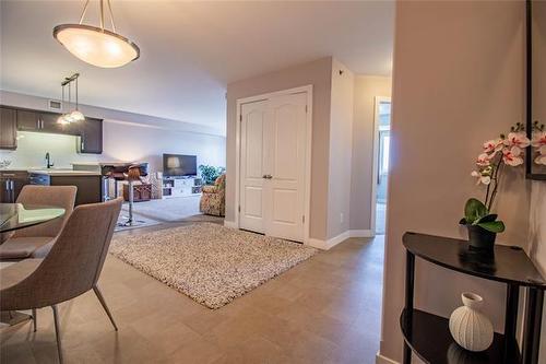 403-700 Allegheny Dr, Winnipeg, MB 