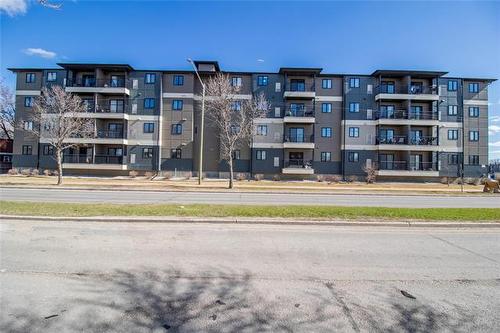 403-700 Allegheny DR  Winnipeg, MB R3T 4E4