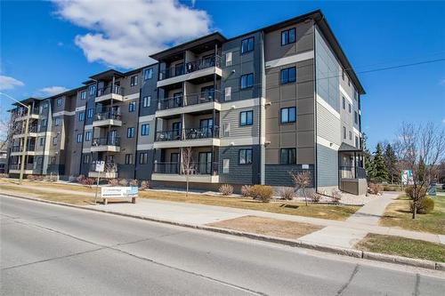 403-700 Allegheny Dr, Winnipeg, MB 