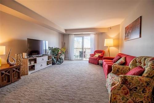 403-700 Allegheny Dr, Winnipeg, MB 