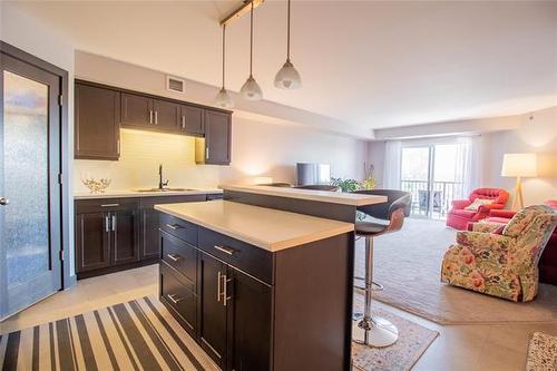 403-700 Allegheny Dr, Winnipeg, MB 