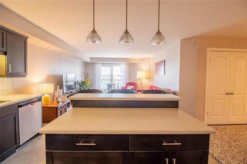 403-700 Allegheny Dr, Winnipeg, MB 