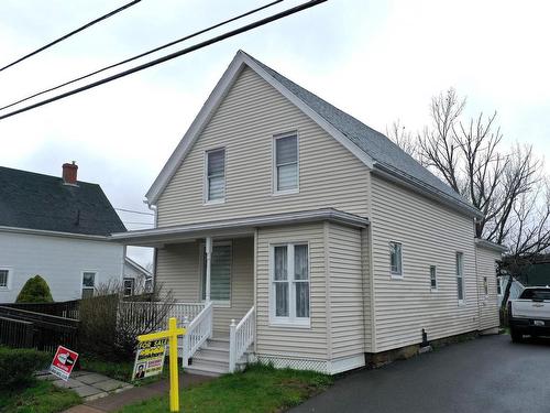 411 Nelson Street  New Glasgow, NS B2H 3C1