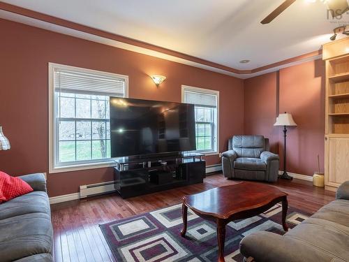 10 Sylvania Terrace, Hammonds Plains, NS 