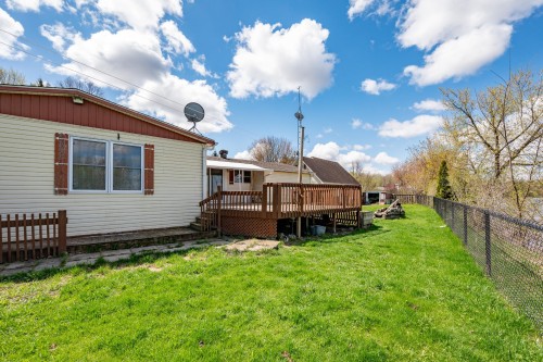 Cour - 1330 Ch. Fournier, Acton Vale, QC - Outdoor With Deck Patio Veranda