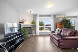 Salon - 
