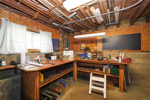 8647 Sweeney Rd, Chemainus, BC 