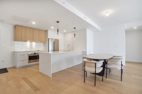 Kitchen - 903-3665 Av. Jean-Béraud, Laval (Chomedey), QC - Indoor