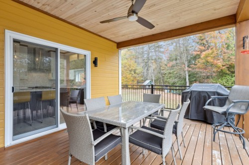 Terrasse - 582 Ch. Du Lac-Beauclair, La Pêche, QC - Outdoor With Deck Patio Veranda With Exterior