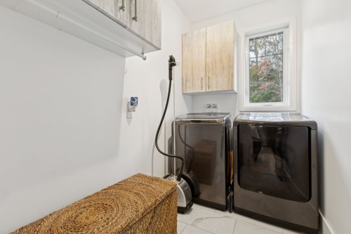 Salle de lavage - 582 Ch. Du Lac-Beauclair, La Pêche, QC - Indoor Photo Showing Laundry Room