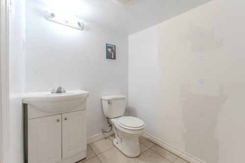 Salle d'eau - 434 Rue Comte, Montréal (Lasalle), QC - Indoor Photo Showing Bathroom