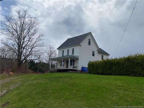 60 Beaconsfield Rd, Beaconsfield, NB 