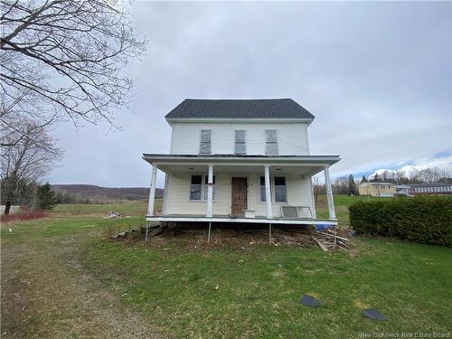 60 Beaconsfield Rd, Beaconsfield, NB 