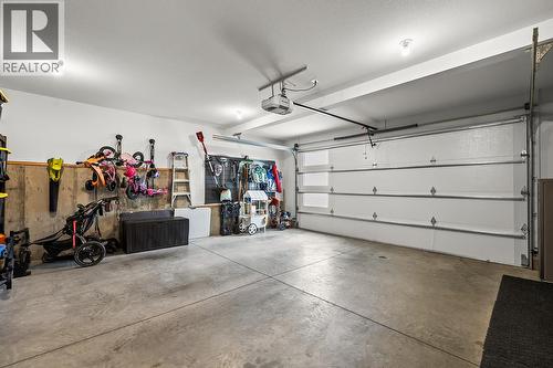 21 Forest Edge Drive, Kelowna, BC - Indoor Photo Showing Garage