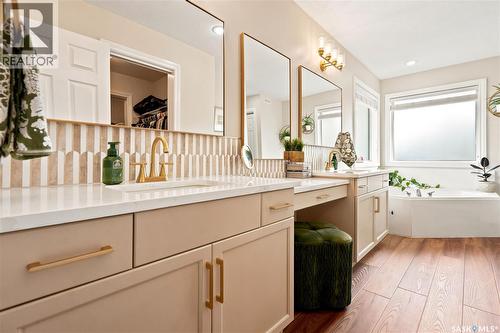 8607 Wascana Gardens Lane, Regina, SK - Indoor Photo Showing Bathroom