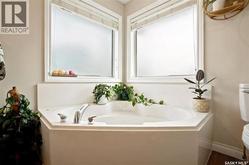 8607 Wascana Gardens Lane, Regina, SK - Indoor Photo Showing Bathroom