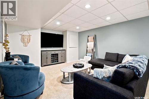 8607 Wascana Gardens Lane, Regina, SK - Indoor