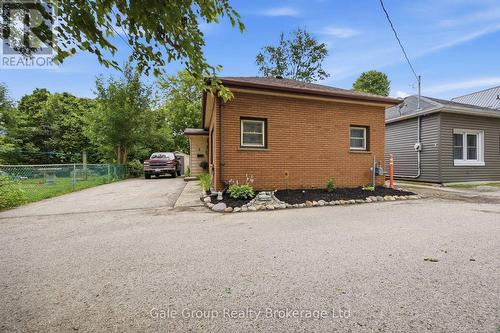 1 Britton Drive, St. Thomas, ON - Outdoor