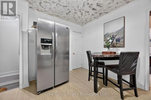 1 Britton Drive, St. Thomas, ON - Indoor Photo Showing Dining Room