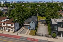 318 DUFFERIN STREET Toronto, ON M6K 1Z6