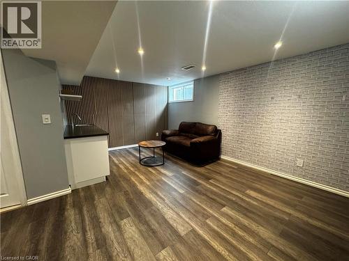 13 Sorrento Street, Kitchener, ON - Indoor