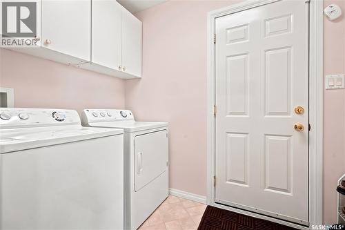 3291 Thames Crescent E, Regina, SK - Indoor Photo Showing Laundry Room