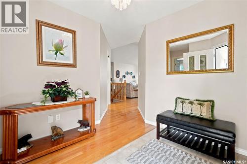 3291 Thames Crescent E, Regina, SK - Indoor