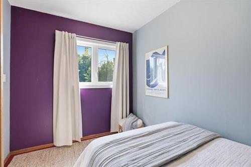 127 Hespeler Ave, Winnipeg, MB - Indoor Photo Showing Bedroom