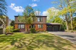 1981 Rue La Corne  Saint-Bruno-De-Montarville, QC J3V 5A1