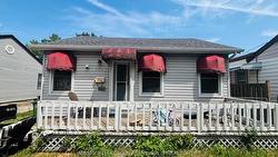 1640 Prince Windsor, ON N9C 3B7