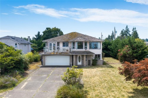 876 Cavin Rd, French Creek, BC 