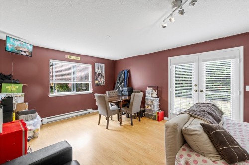 876 Cavin Rd, French Creek, BC 