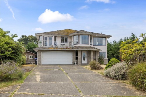 876 Cavin Rd, French Creek, BC 