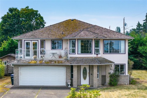 876 Cavin Rd, French Creek, BC 