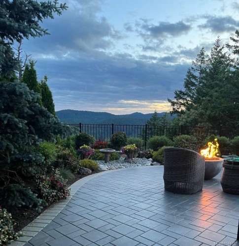 2061 Pinehurst Terr, Langford, BC 