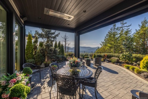 2061 Pinehurst Terr, Langford, BC 